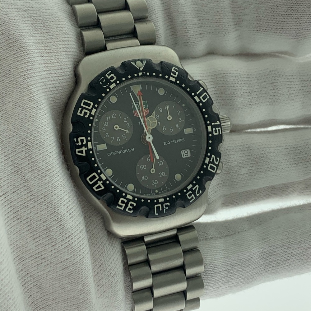 TAG HEUER FORMULA 1 STAINLESS STEAL CHRONOGRAPH